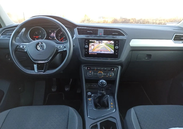 Volkswagen Tiguan cena 108999 przebieg: 128000, rok produkcji 2020 z Siemiatycze małe 742